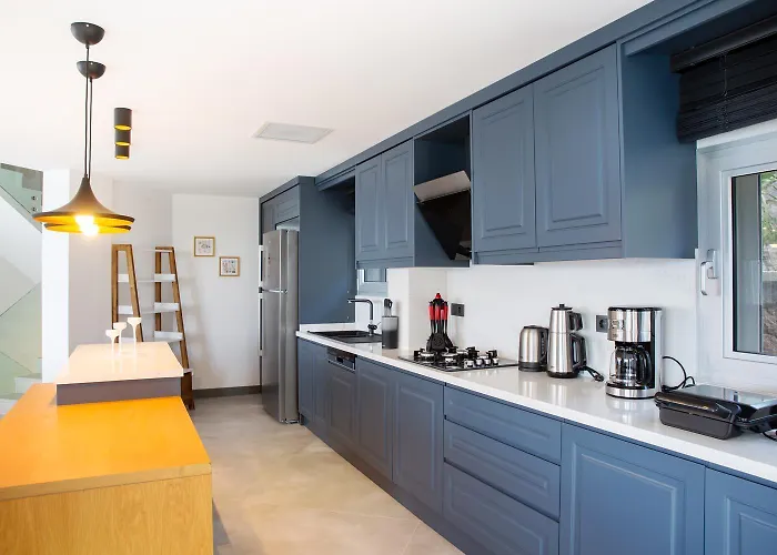 וילה Azure Heaven *