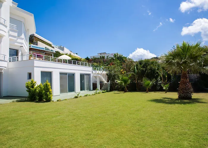 וילה Azure Heaven Karabag